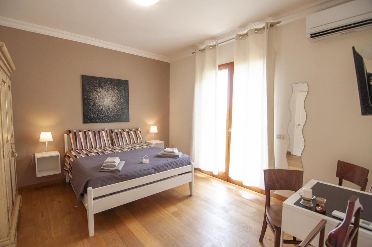 B&B Antico Sentiero Чезена Экстерьер фото